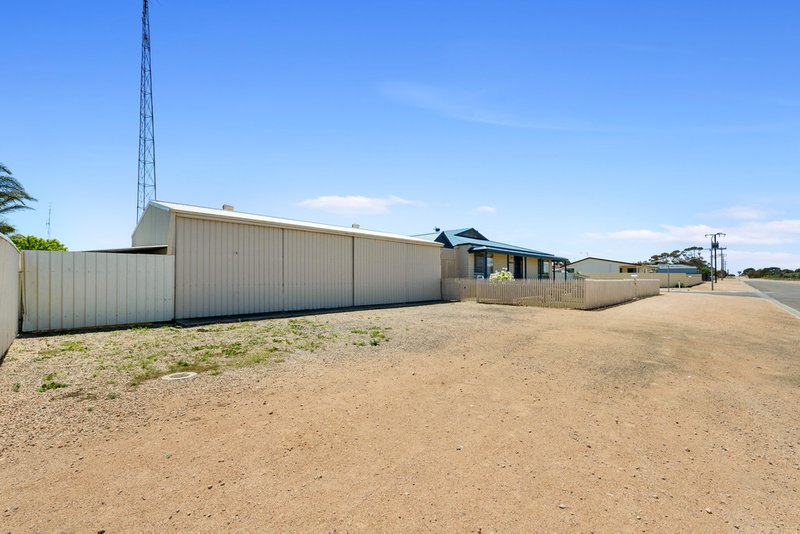 Photo - 3 Harbison Road, Wallaroo SA 5556 - Image 11