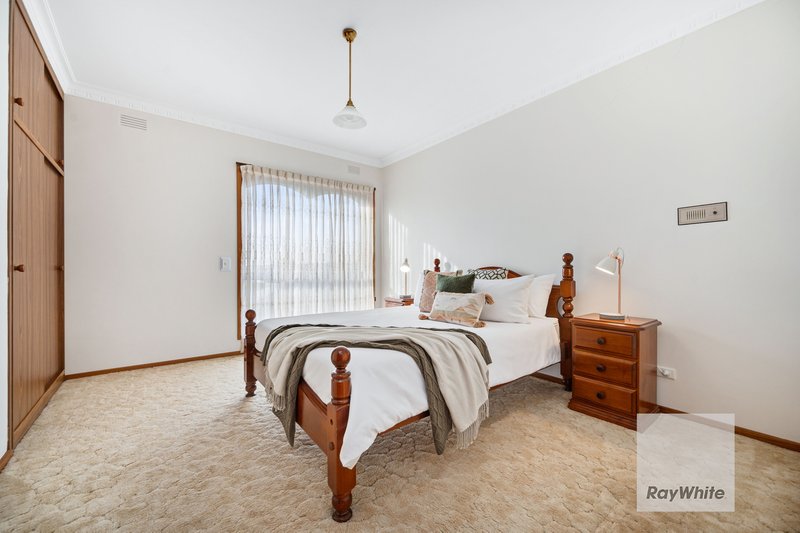 Photo - 3 Hardy Close, Gladstone Park VIC 3043 - Image 20