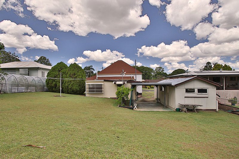 Photo - 3 Hargreaves Street, Eastern Heights QLD 4305 - Image 19