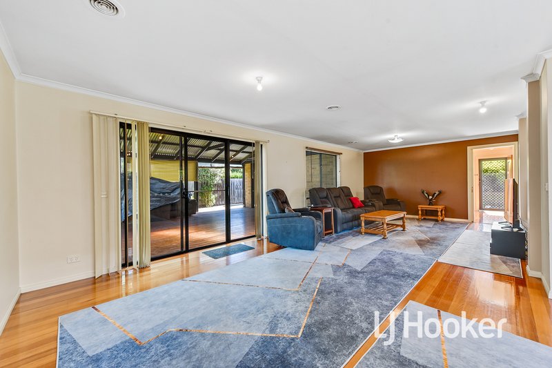 Photo - 3 Harmony Court, Pakenham VIC 3810 - Image 3