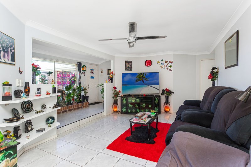 Photo - 3 Harrier Drive, Burleigh Waters QLD 4220 - Image 8