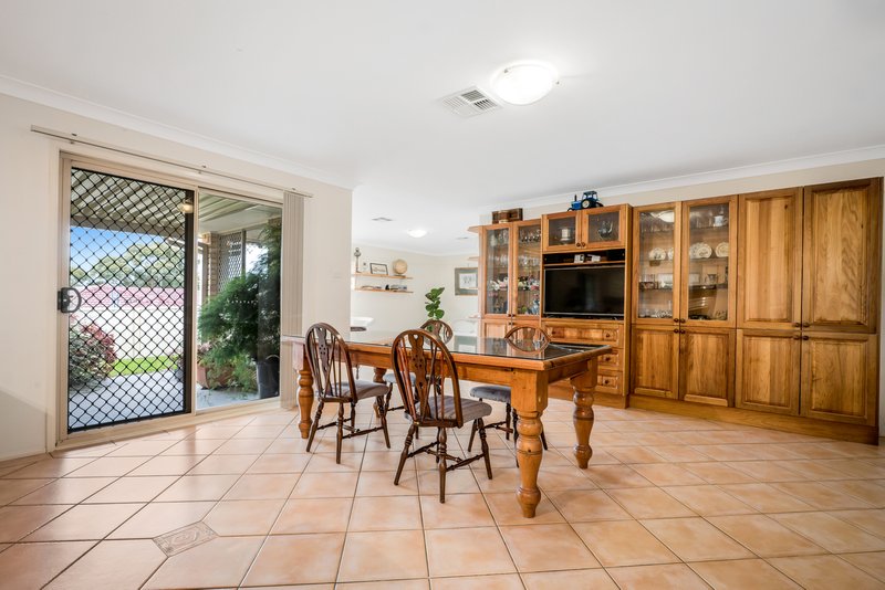 Photo - 3 Harriet Close, Raymond Terrace NSW 2324 - Image 3