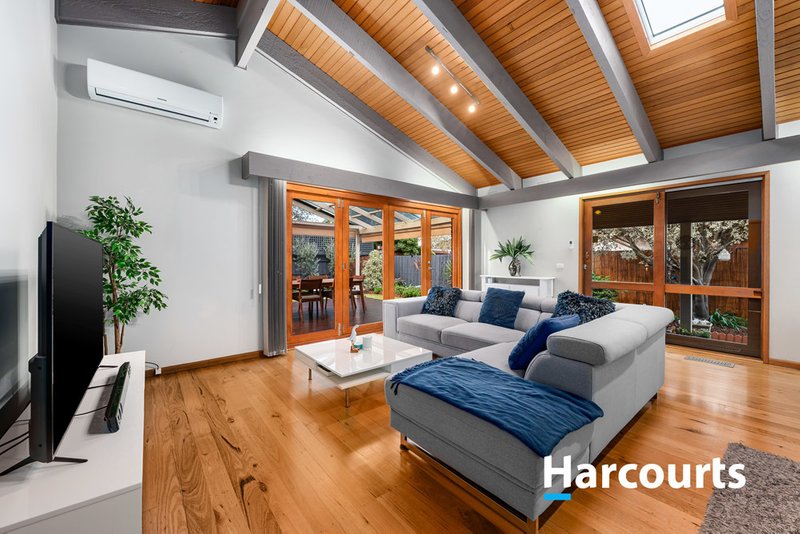 Photo - 3 Harrow Gardens, Wantirna VIC 3152 - Image 5