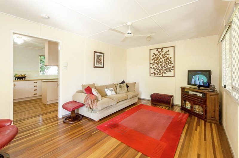 Photo - 3 Harvey Street, West Gladstone QLD 4680 - Image 3