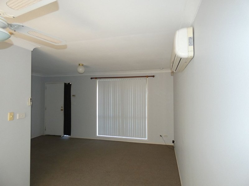 Photo - 3 Harwood Circuit, Glenmore Park NSW 2745 - Image 3