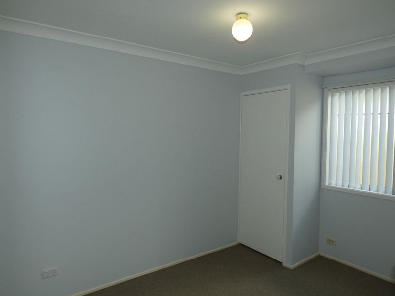 Photo - 3 Harwood Circuit, Glenmore Park NSW 2745 - Image 8