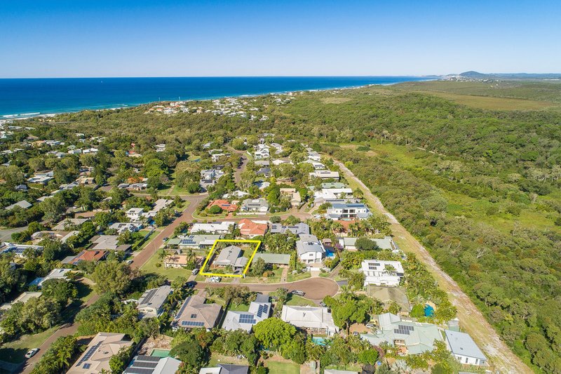 Photo - 3 Hawley Court, Sunrise Beach QLD 4567 - Image 11