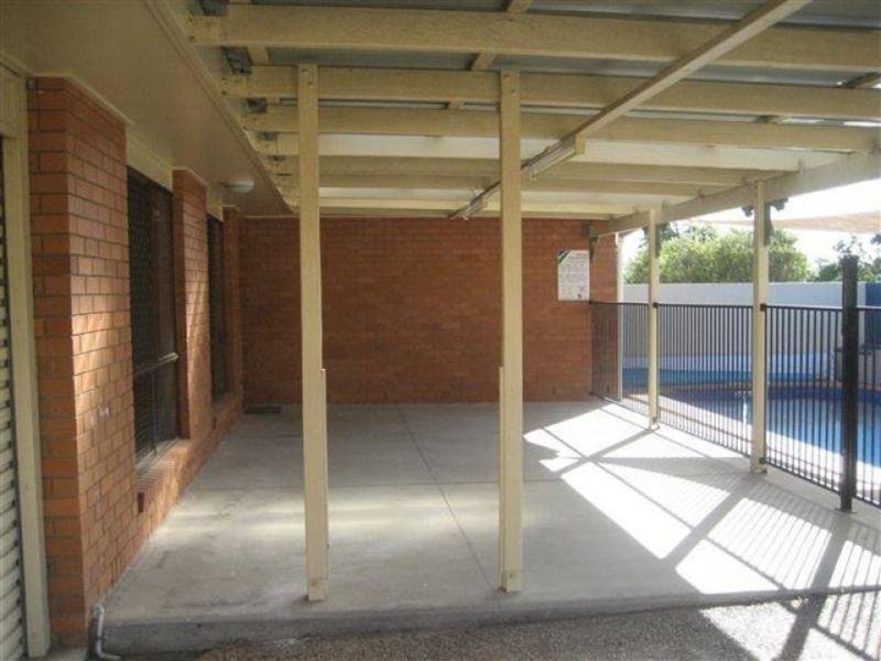 Photo - 3 Hawthorne Street, West Gladstone QLD 4680 - Image 17