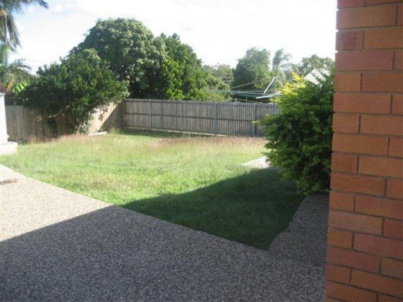 Photo - 3 Hawthorne Street, West Gladstone QLD 4680 - Image 24