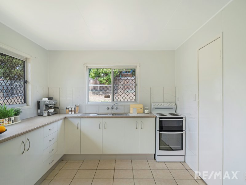 Photo - 3 Hayes St , Beaudesert QLD 4285 - Image 4