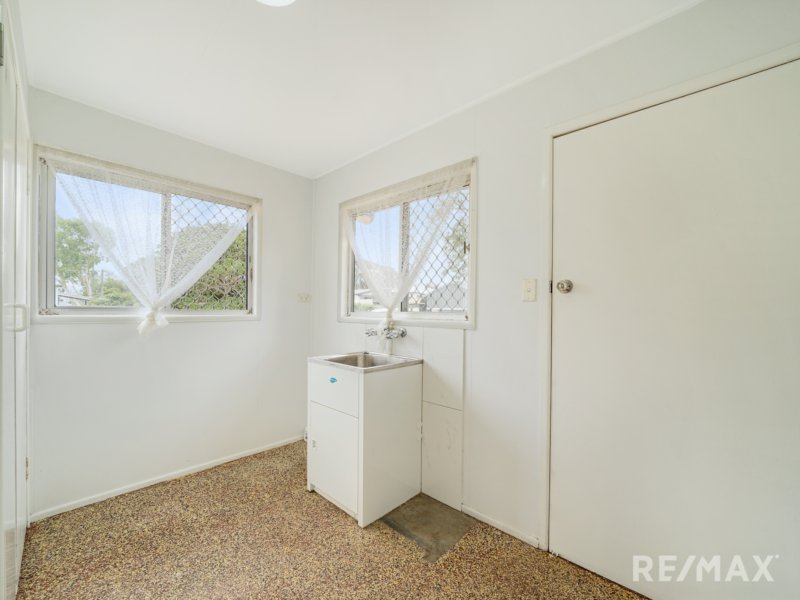 Photo - 3 Hayes St , Beaudesert QLD 4285 - Image 9