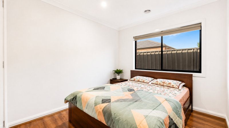 Photo - 3 Headingley Grove, Strathtulloh VIC 3338 - Image 7