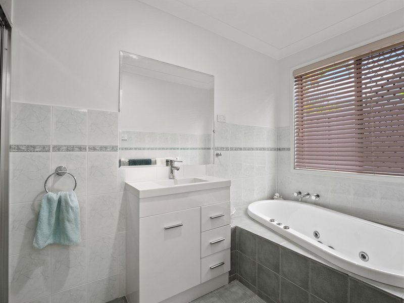 Photo - 3 Heatherton Street, Robina QLD 4226 - Image 13