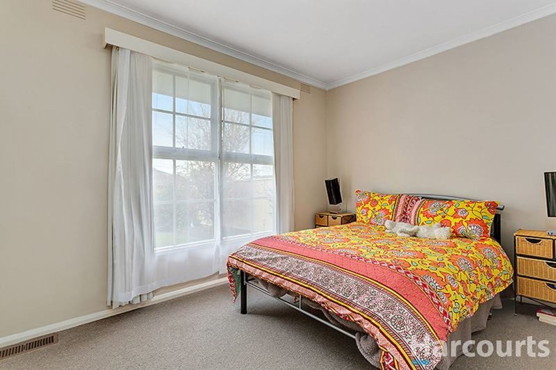 Photo - 3 Hend Street, Mount Waverley VIC 3149 - Image 7