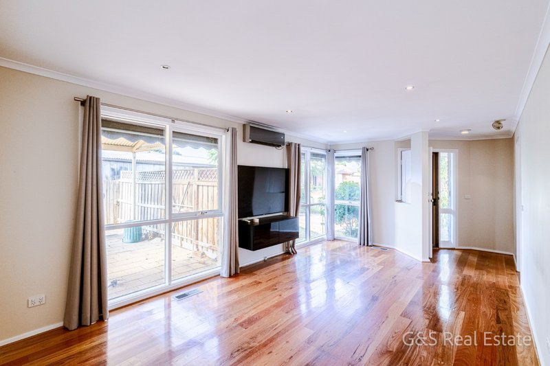 Photo - 3 Herald Court, Narre Warren VIC 3805 - Image 3