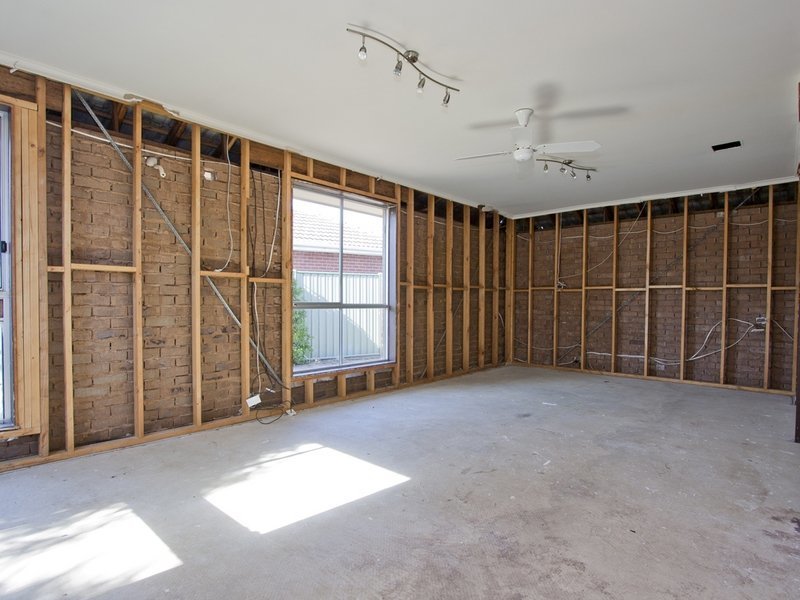 Photo - 3 Herbert Avenue, Hoppers Crossing VIC 3029 - Image 6