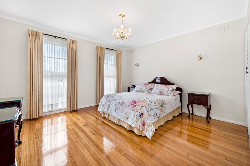 Photo - 3 Hertford Place, Lalor VIC 3075 - Image 3