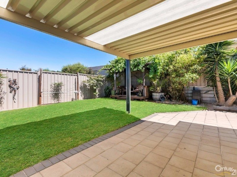 Photo - 3 Hertford Place, Noarlunga Downs SA 5168 - Image 9