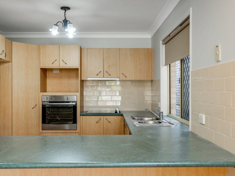 Photo - 3 Hervey Close, Forest Lake QLD 4078 - Image 3