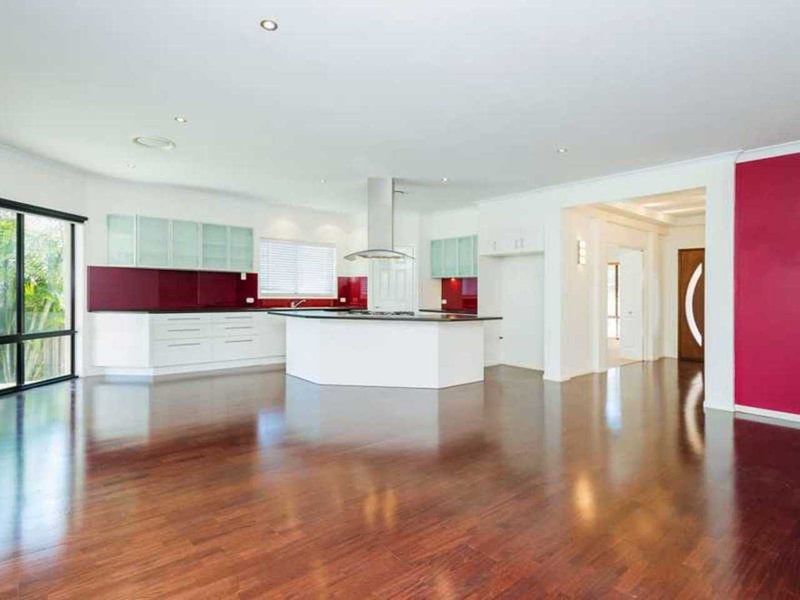 Photo - 3 Hewson Court, Mudgeeraba QLD 4213 - Image 2