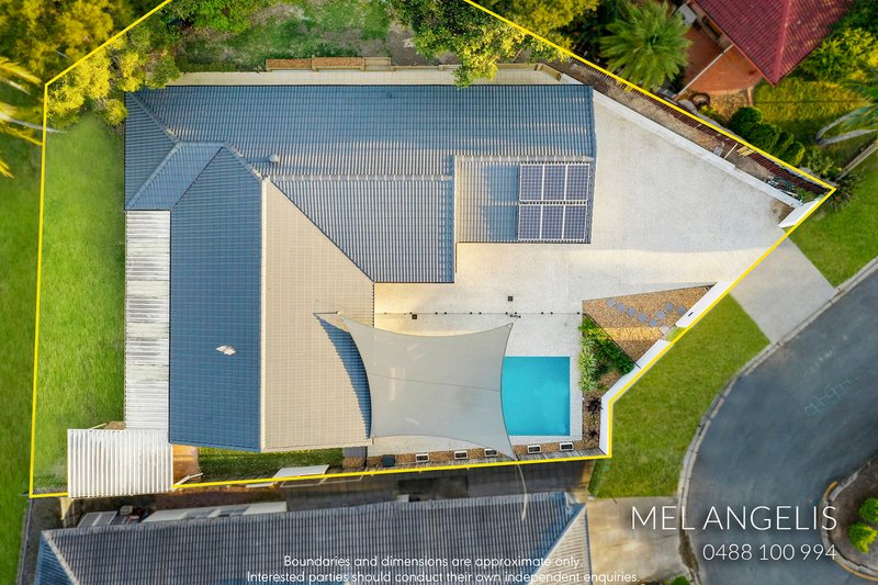 Photo - 3 Heywood Place, Helensvale QLD 4212 - Image 21