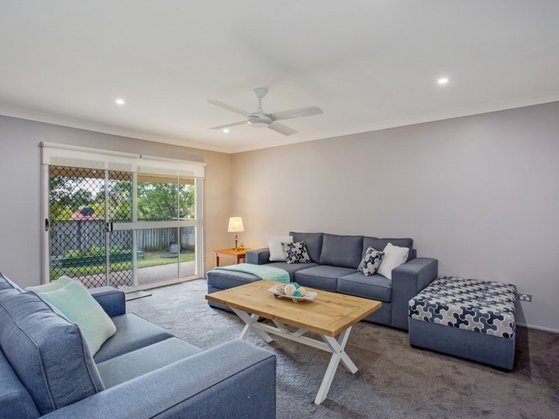 Photo - 3 Highbridge Rise, Mudgeeraba QLD 4213 - Image 6