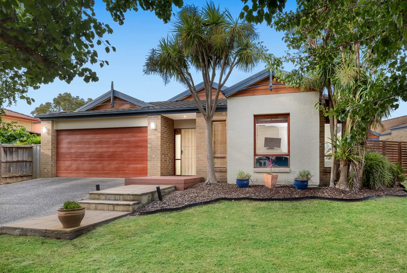 Photo - 3 Highgate Way, Rowville VIC 3178 - Image 24