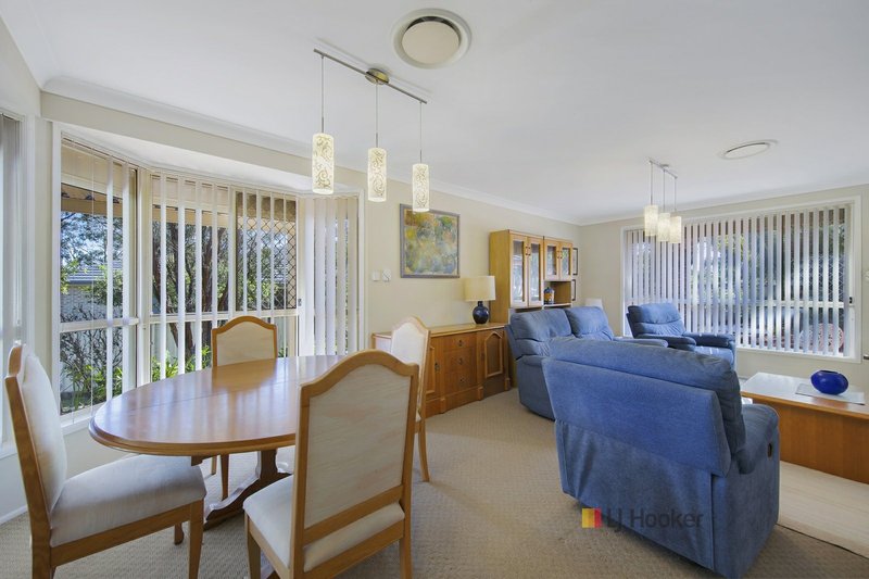 Photo - 3 Highland Crescent, Hamlyn Terrace NSW 2259 - Image 5