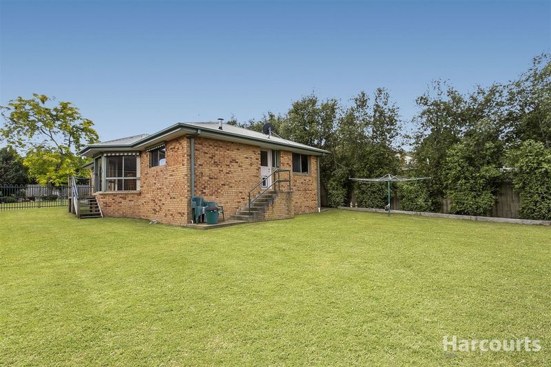 Photo - 3 Hilda Court, Berwick VIC 3806 - Image 7