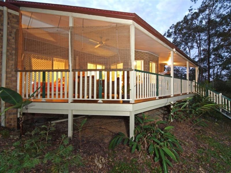 Photo - 3 Hillgrove Close, Eatons Hill QLD 4037 - Image 2