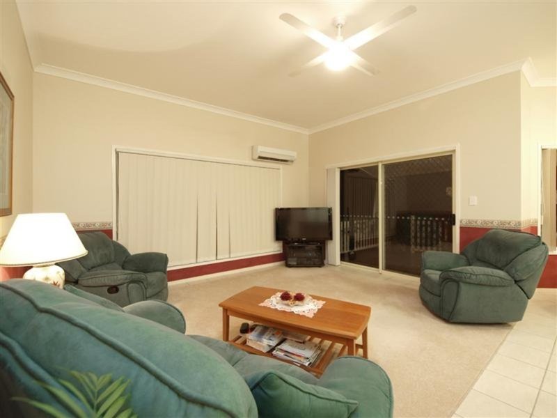 Photo - 3 Hillgrove Close, Eatons Hill QLD 4037 - Image 7