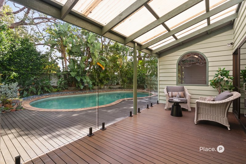 Photo - 3 Hillock Street, Coorparoo QLD 4151 - Image 3