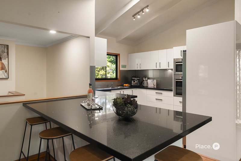 Photo - 3 Hillock Street, Coorparoo QLD 4151 - Image 8