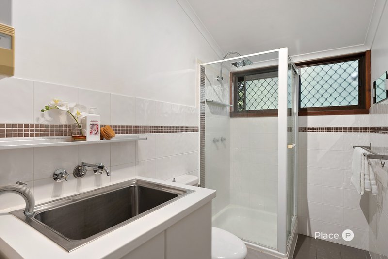 Photo - 3 Hillock Street, Coorparoo QLD 4151 - Image 16