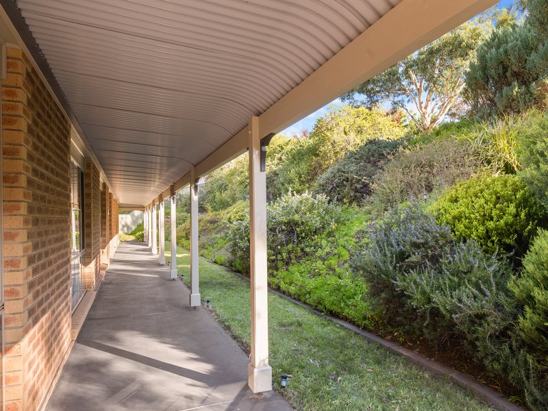 Photo - 3 Hillside Court, Aberfoyle Park SA 5159 - Image 3