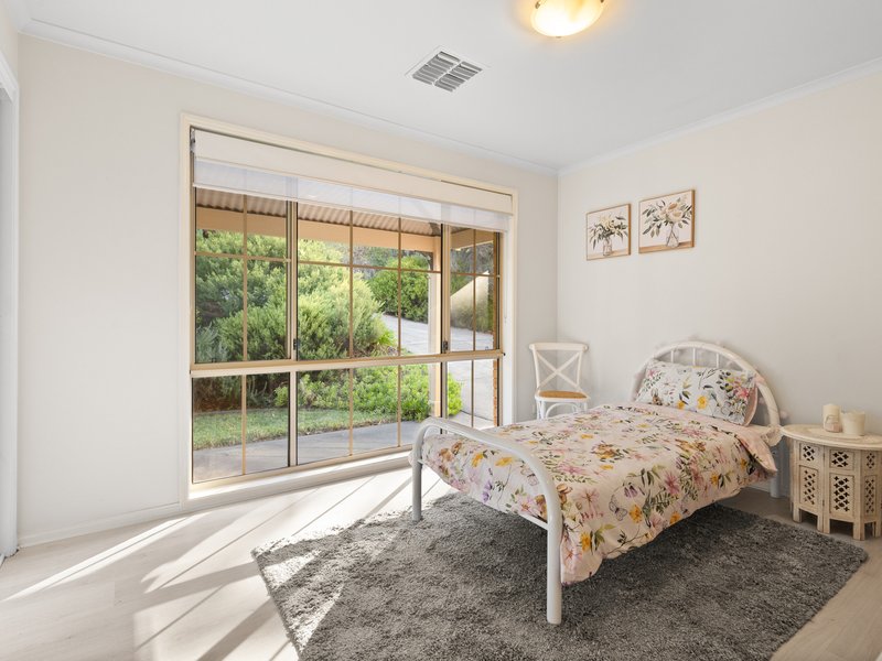 Photo - 3 Hillside Court, Aberfoyle Park SA 5159 - Image 18