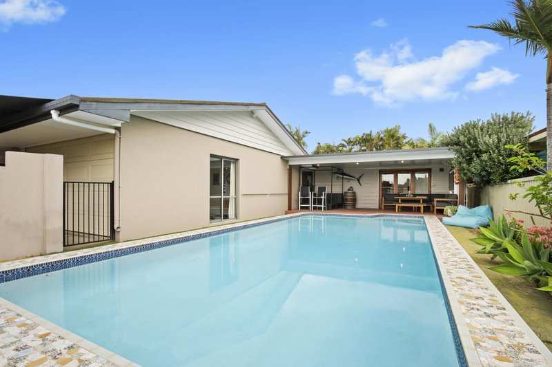 Photo - 3 Himalaya Street, Mermaid Waters QLD 4218 - Image 19