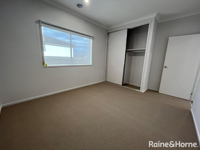 Photo - 3 Himalayas Street, Truganina VIC 3029 - Image 11