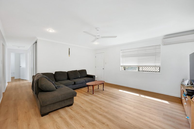 Photo - 3 Hinkler Avenue, Bundaberg North QLD 4670 - Image 6