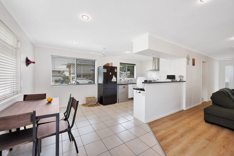 Photo - 3 Hinkler Avenue, Bundaberg North QLD 4670 - Image 9