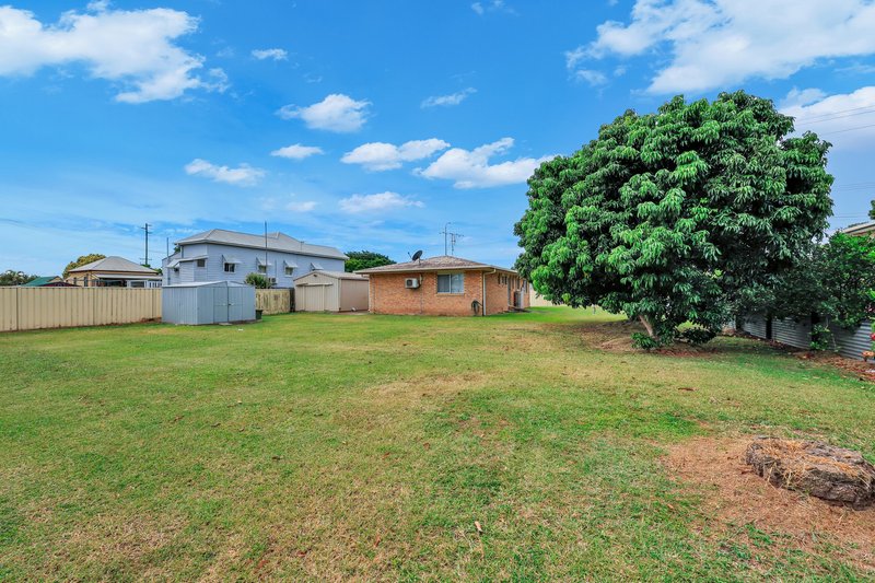Photo - 3 Hinkler Avenue, Bundaberg North QLD 4670 - Image 17