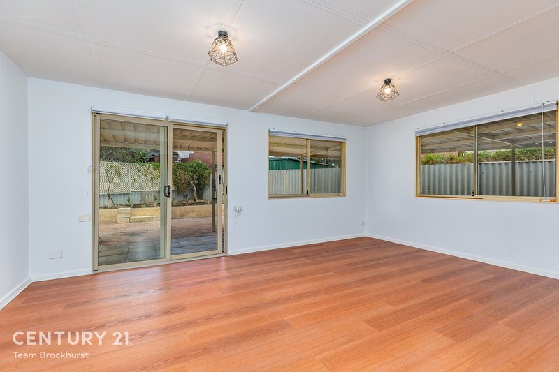 Photo - 3 Homestead Road, Gosnells WA 6110 - Image 9