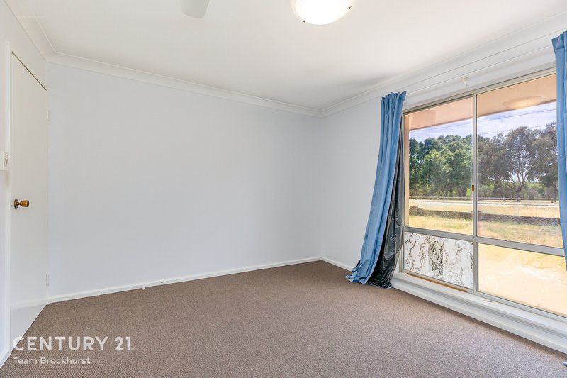 Photo - 3 Homestead Road, Gosnells WA 6110 - Image 12