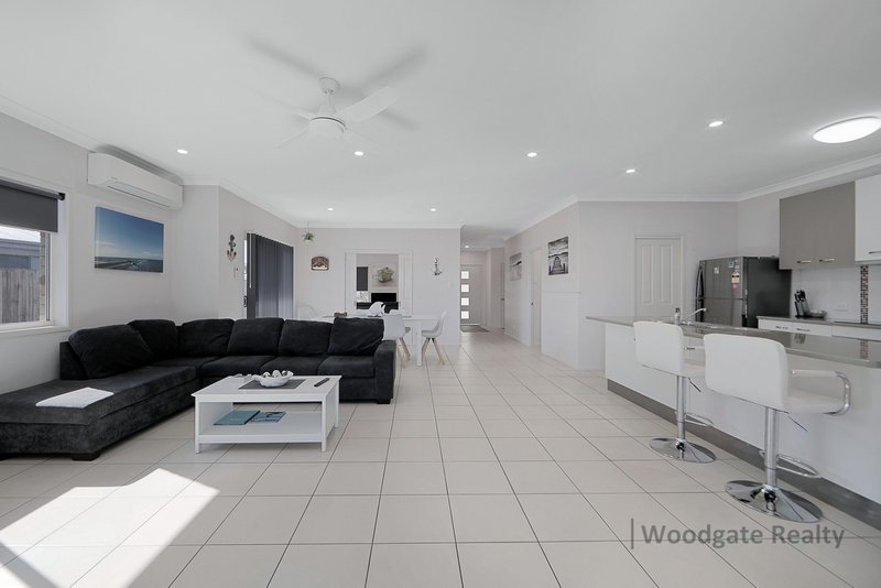 Photo - 3 Honeyeater Court, Woodgate QLD 4660 - Image 5