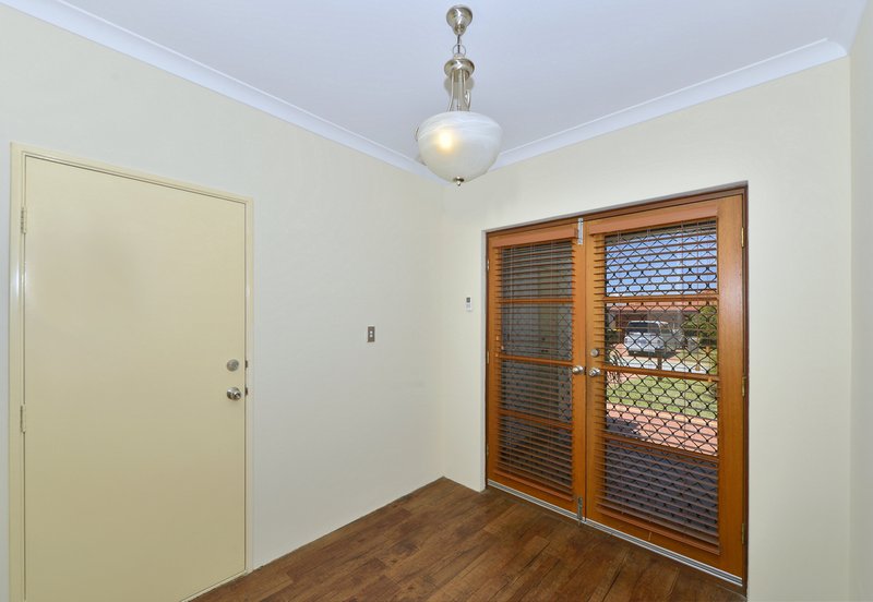 Photo - 3 Honeymyrtle Grange, Halls Head WA 6210 - Image 3