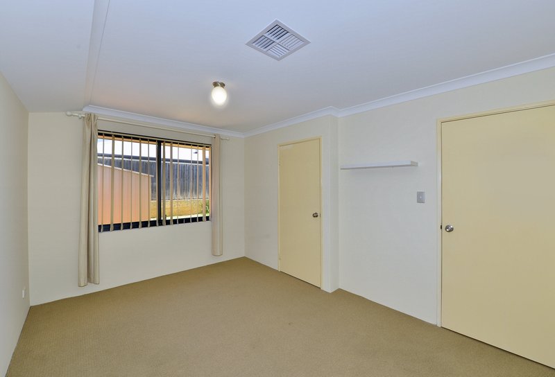 Photo - 3 Honeymyrtle Grange, Halls Head WA 6210 - Image 18