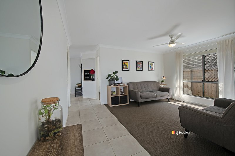 Photo - 3 Hope Street, Griffin QLD 4503 - Image 6