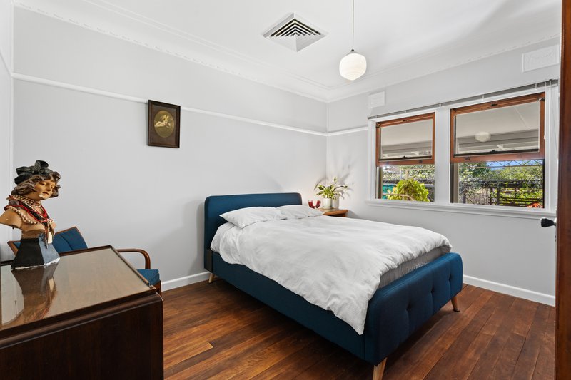Photo - 3 Hornseywood Avenue, Penrith NSW 2750 - Image 4
