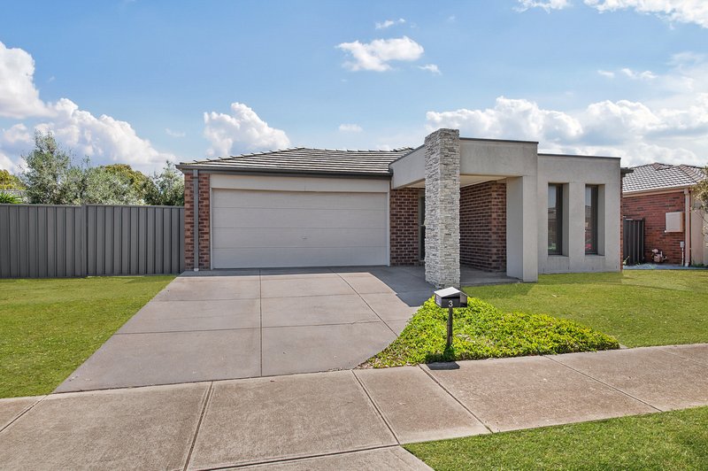 3 Howard Place, Deer Park VIC 3023