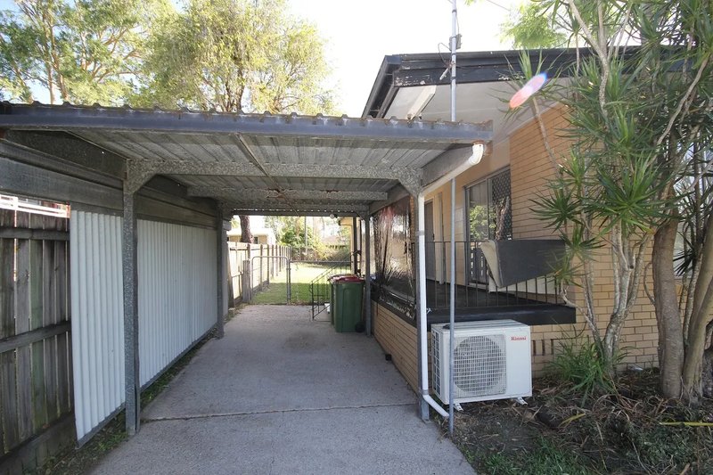 Photo - 3 Hughes Street, Eagleby QLD 4207 - Image 2